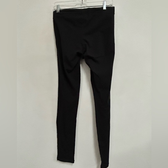 Pink Soft Cotton Leggings with Sequins Piping - Picture 4 of 6